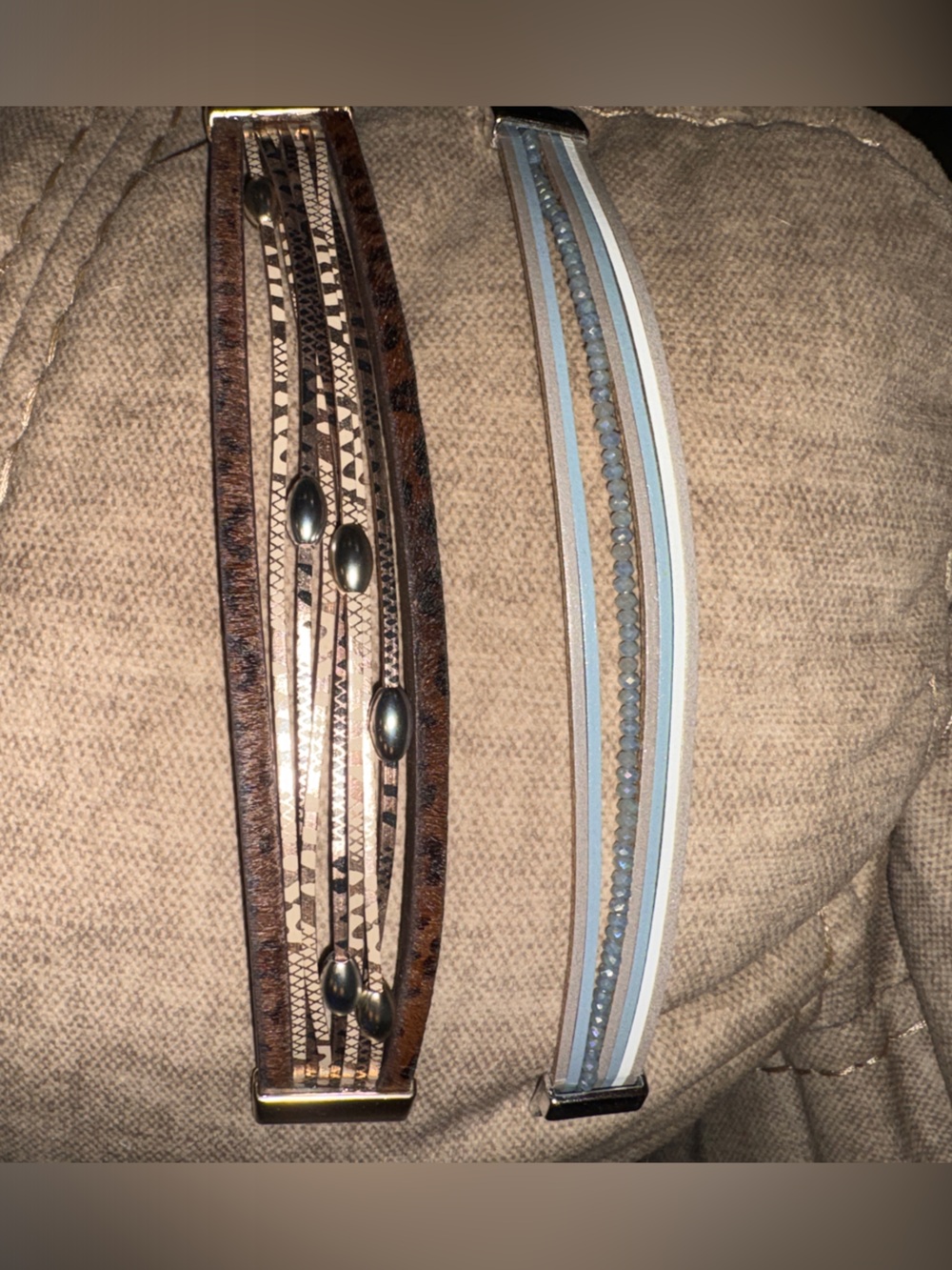 Multi-Row Leather and Beaded Bracelets with magnetic closure - Picture 2 of 4